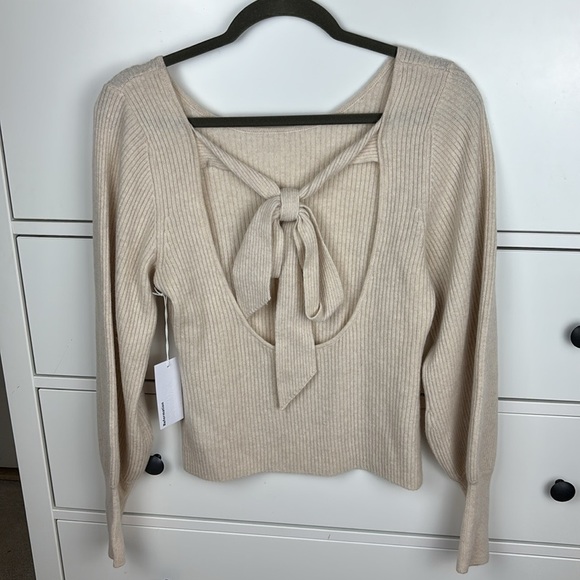 Reformation Sweaters - NWT Reformation Alber Cashmere Cream Ribbed Open Back Tie Sweater - L